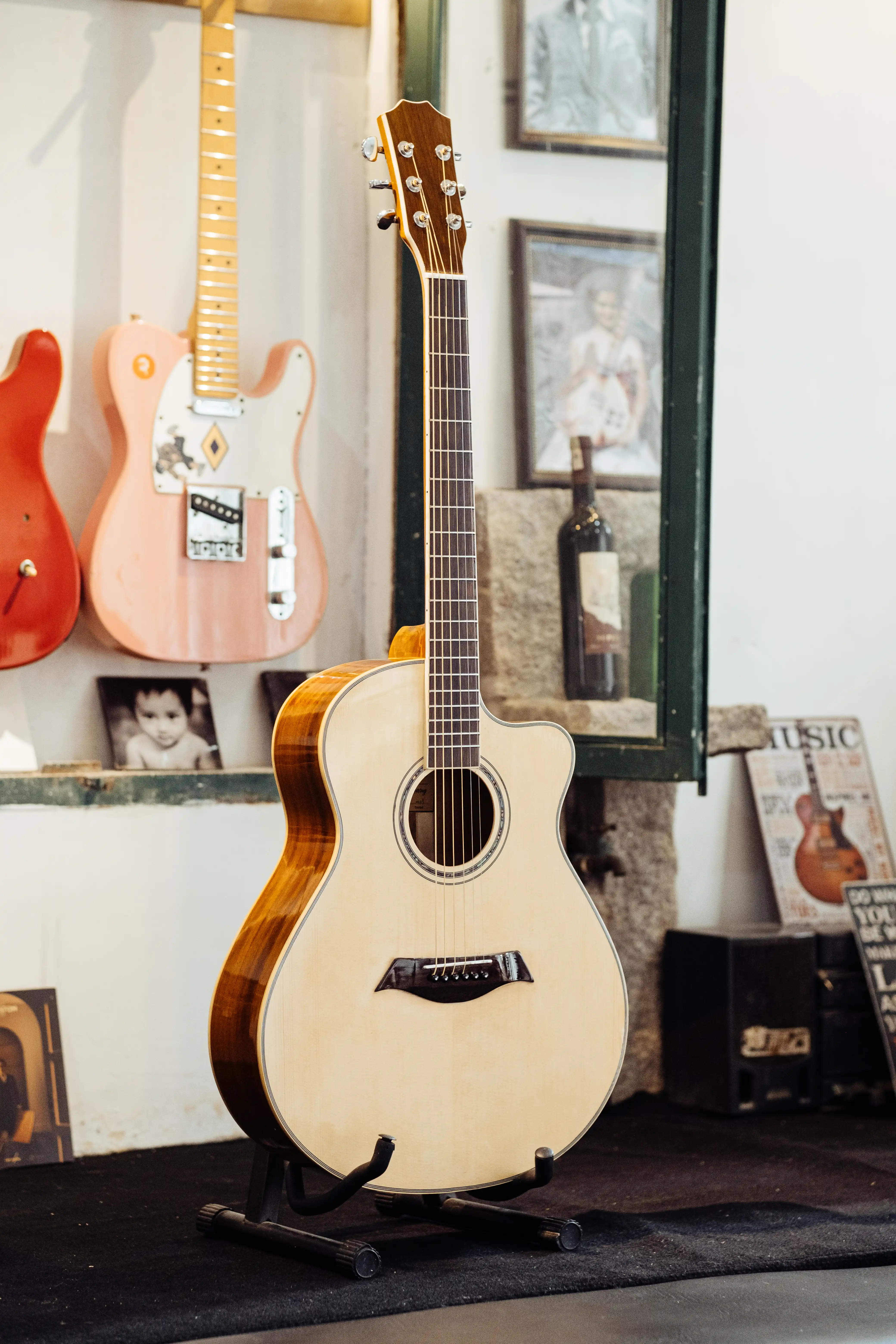 Guitar Acoustic HD-03